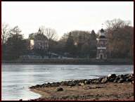 Fasanenschlösschen und Leuchtturm